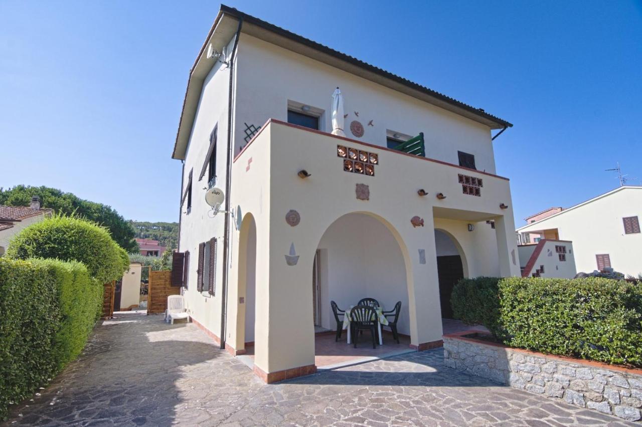 Aethalia - A 300Mt Dal Mare Apartment Marina di Campo Exterior foto
