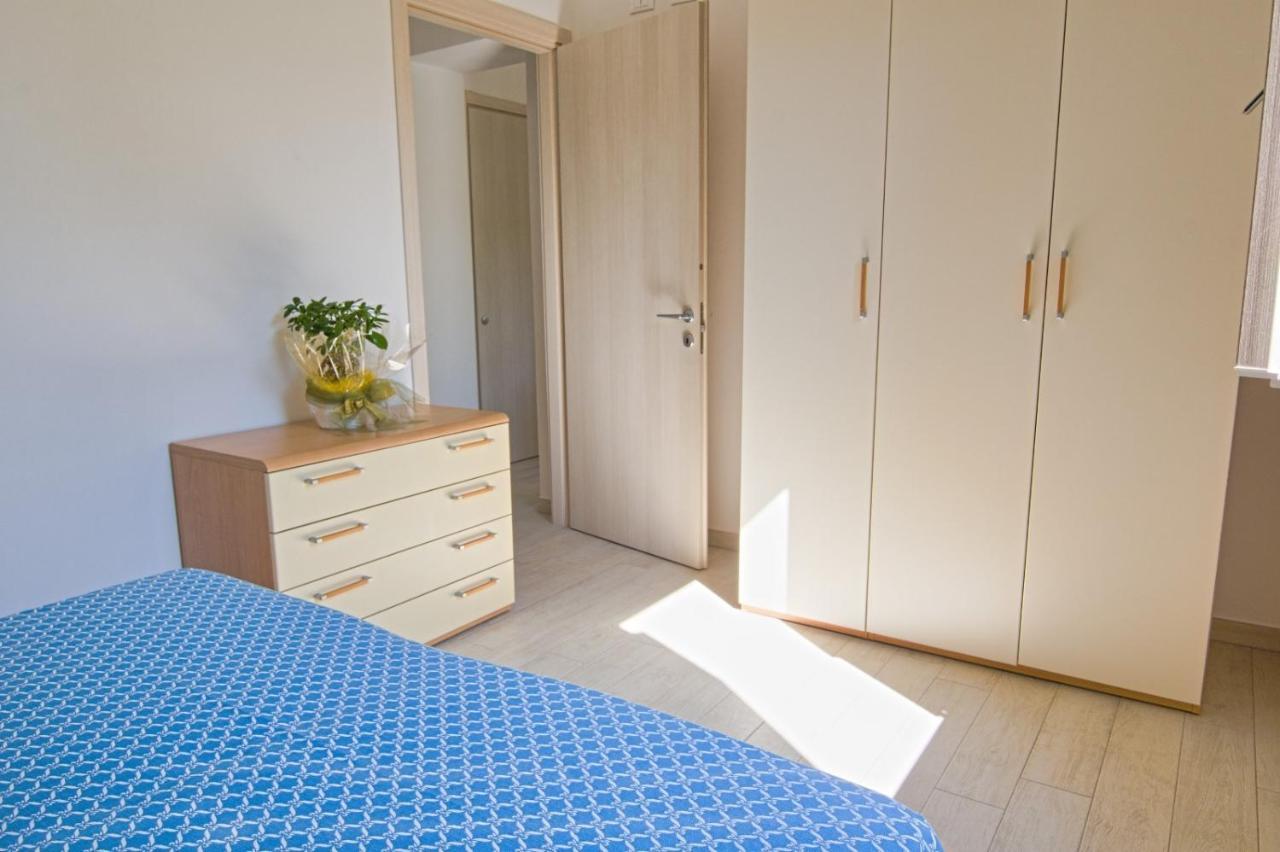 Aethalia - A 300Mt Dal Mare Apartment Marina di Campo Exterior foto